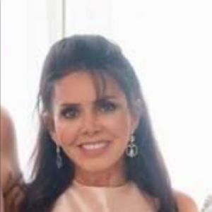 Meet your Posher, Joni